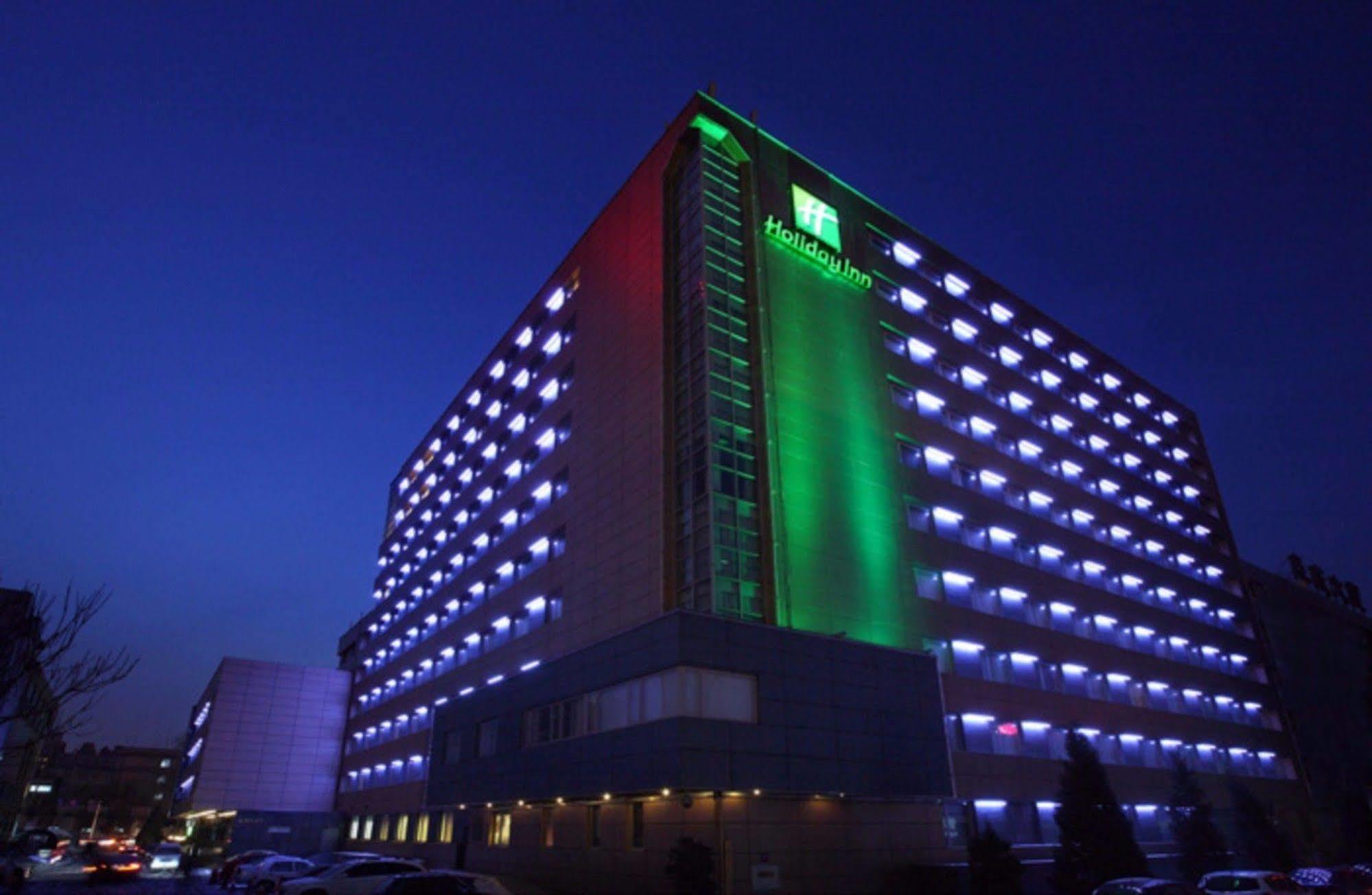 Holiday Inn Beijing Downtown Exterior foto